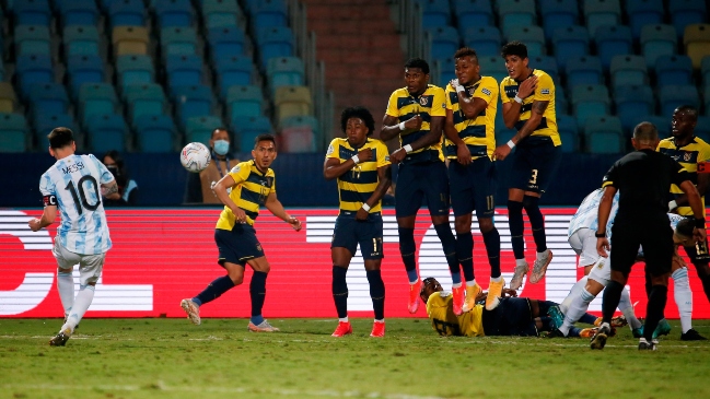 El golazo de tiro libre de Messi para sentenciar el paso de Argentina a semifinales de Copa América