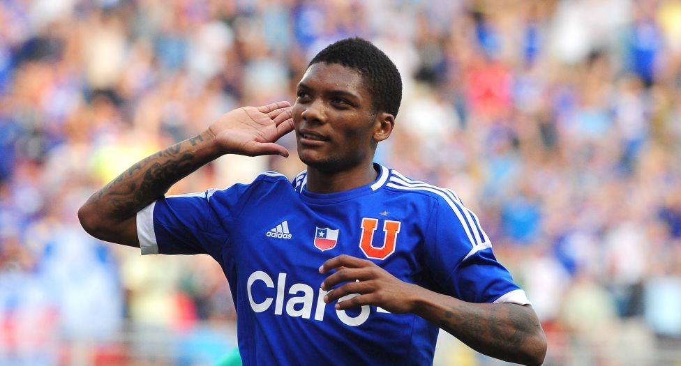 Universidad de Chile inició contactos con Junior Fernandes para gestionar su regreso