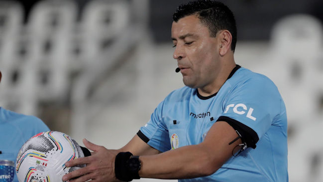 Neymar disparó contra Roberto Tobar: Es un árbitro muy arrogante y falta de respeto