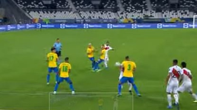 “Todo limpio”: Conmebol liberó diálogo de Tobar con el VAR en polémica jugada de Thiago Silva