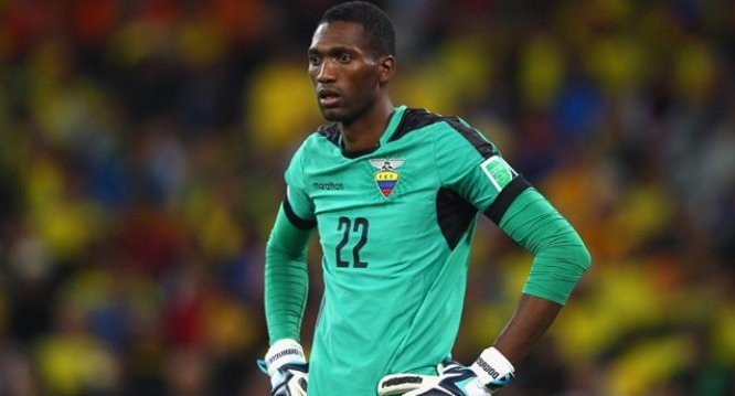 ¿Reemplazo para Dituro? Seleccionado ecuatoriano fue ofrecido a Universidad Católica