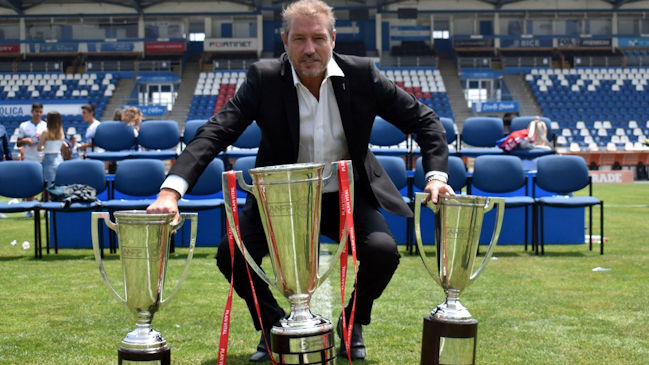 U. Católica saludó a José María Buljubasich por sus 11 años como gerente deportivo