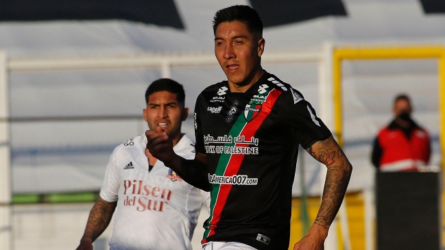 Suárez aprovechó un grueso error de Cortés y anotó un valioso descuento ante Colo Colo