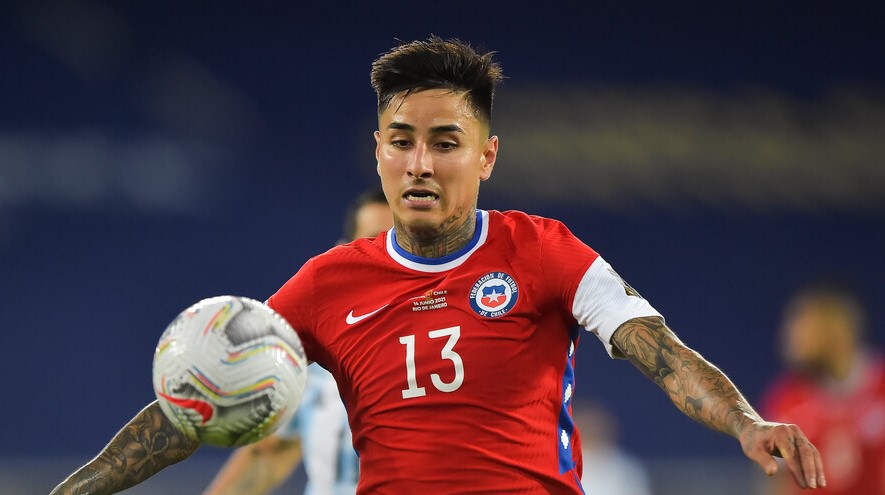 Varios clubes de España están interesados en Erick Pulgar, según la prensa italiana