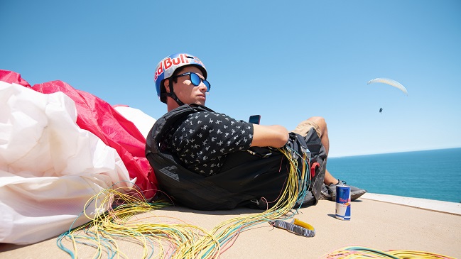 Víctor Carrera competirá por el primer lugar en el Mundial de Parapente Acróbatico