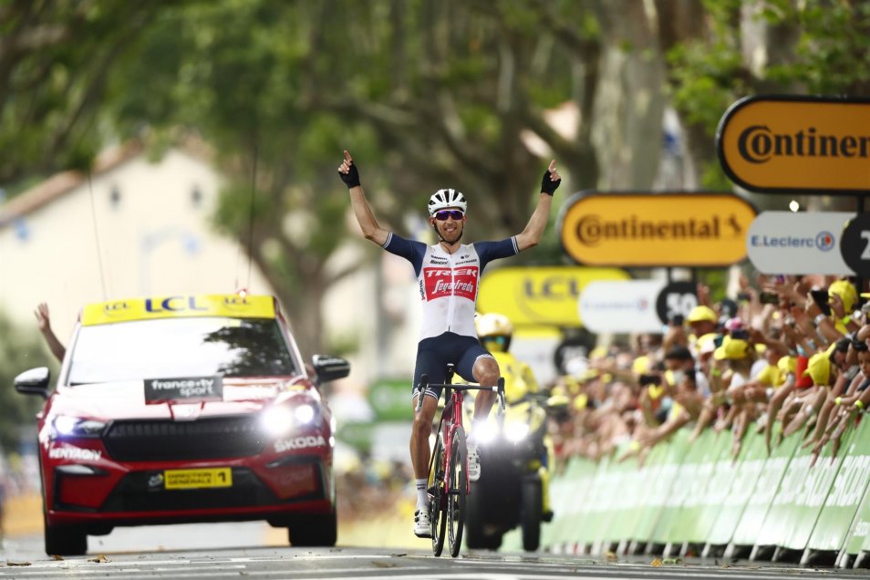 Bauke Mollema ganó la decimocuarta etapa y Tadej Pogacar sigue líder en el Tour de Francia