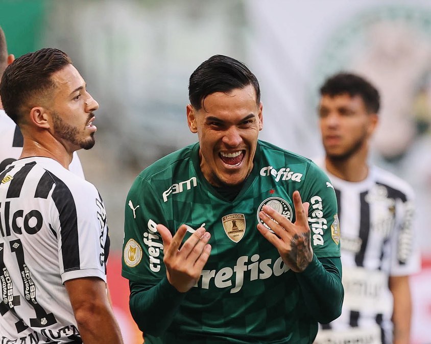 Palmeiras tumbó a Santos y llegará intratable al duelo con la UC en Copa Libertadores