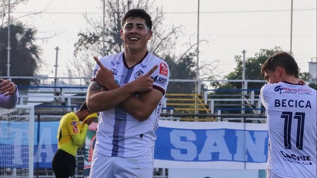 Deportes Santa Cruz celebró como local y complicó a San Luis de Quillota en el Ascenso