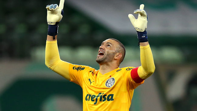 Palmeiras recuperó a su arquero titular antes de viajar a Chile para enfrentar a la UC