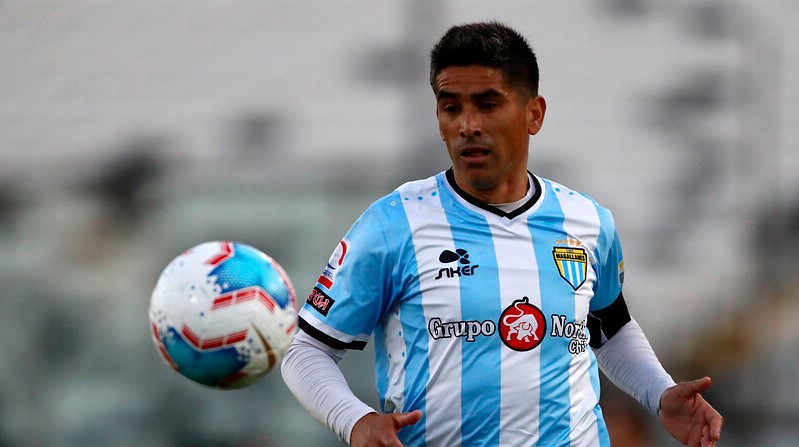 Braulio Leal: Es bueno que Colo Colo vuelva a nutrir el plantel con jugadores formados en el club