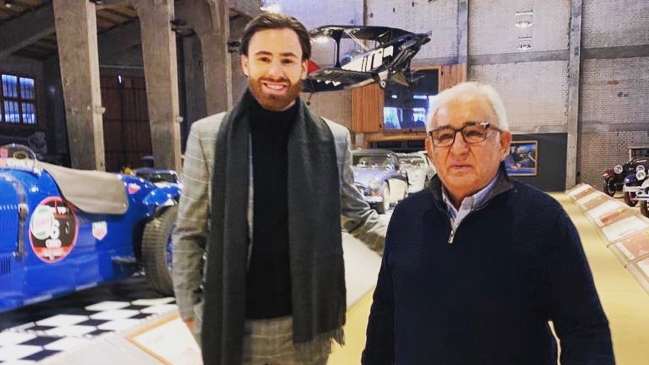 Administrador de museo de autos: Ben se veía como un niño con su juguete favorito