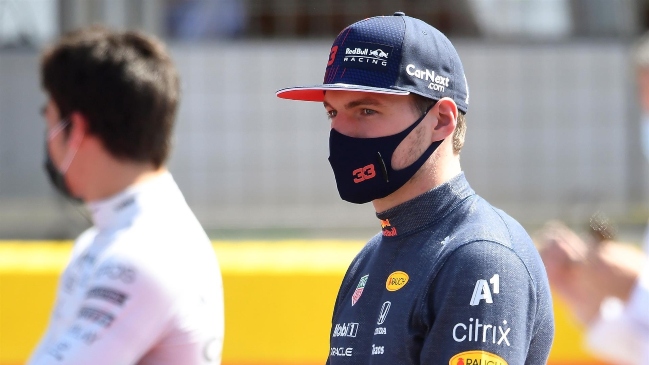 Red Bull: La sanción a Hamilton ha sido insignificante, hizo una maniobra desesperada