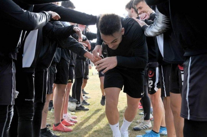 Lautaro Martínez volvió a entrenar al club que lo formó
