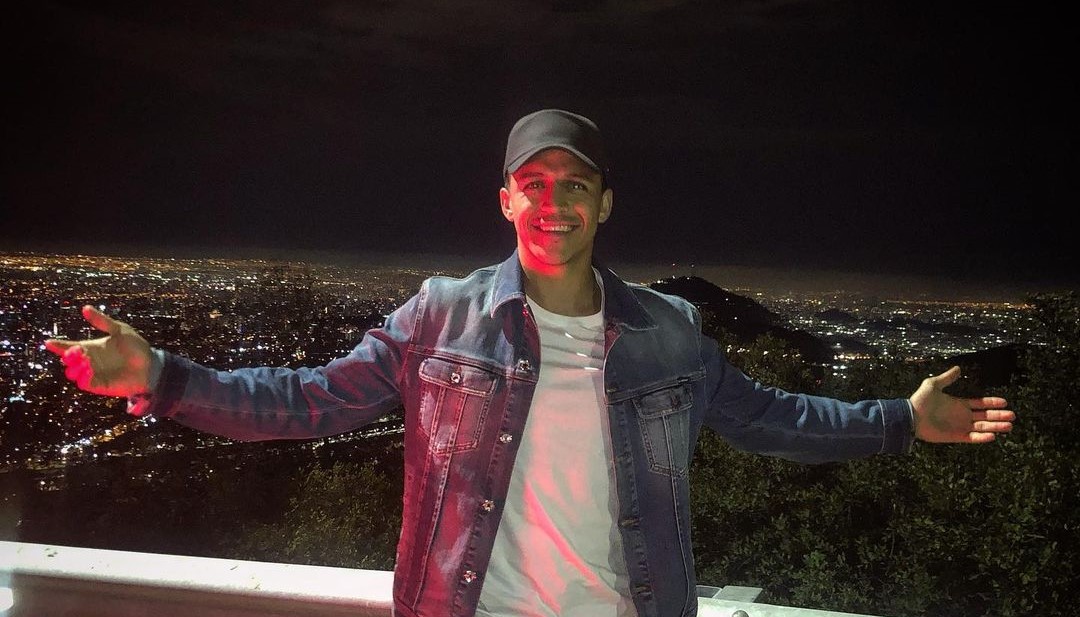 Alexis Sánchez: Sonríe, vive la vida al máximo y siempre busca tu felicidad