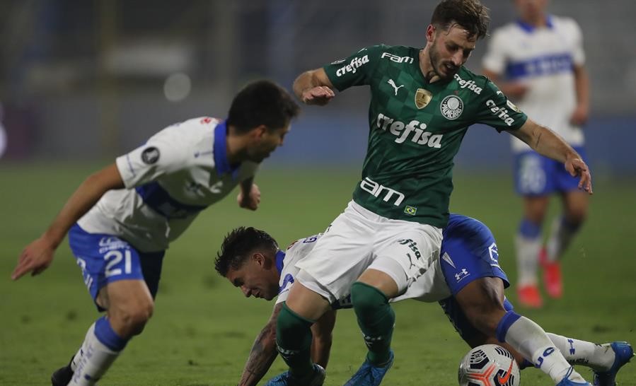U. Católica buscará dar el batacazo ante Palmeiras para acceder a cuartos en Copa Libertadores