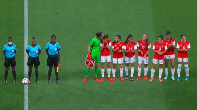 Carla Guerrero se emocionó hasta las lágrimas al cantar el himno nacional ante Gran Bretaña