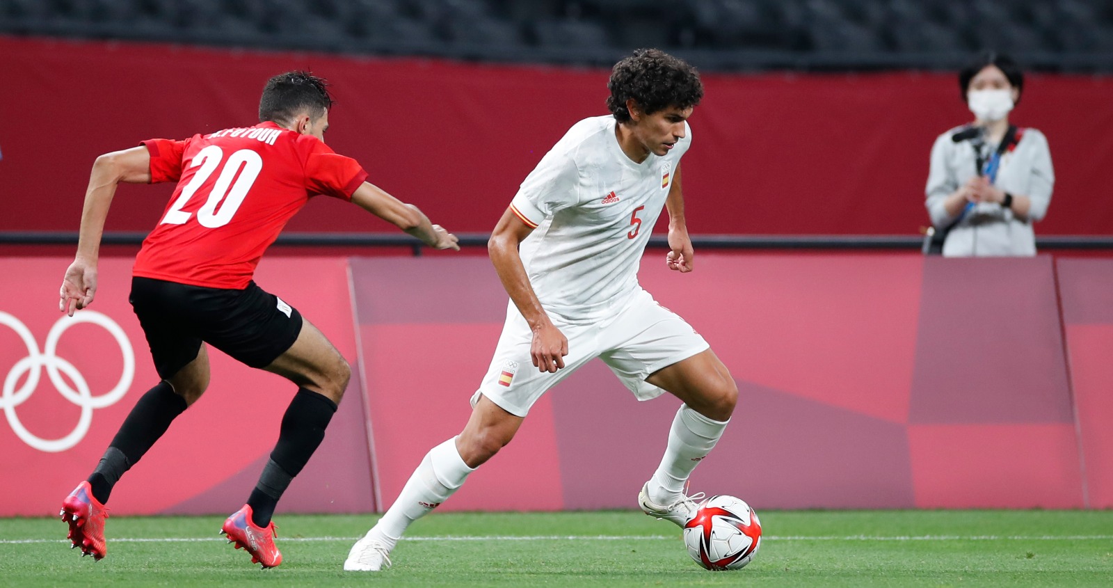 España decepcionó con un empate ante Egipto en el estreno del fútbol masculino en Tokio 2020