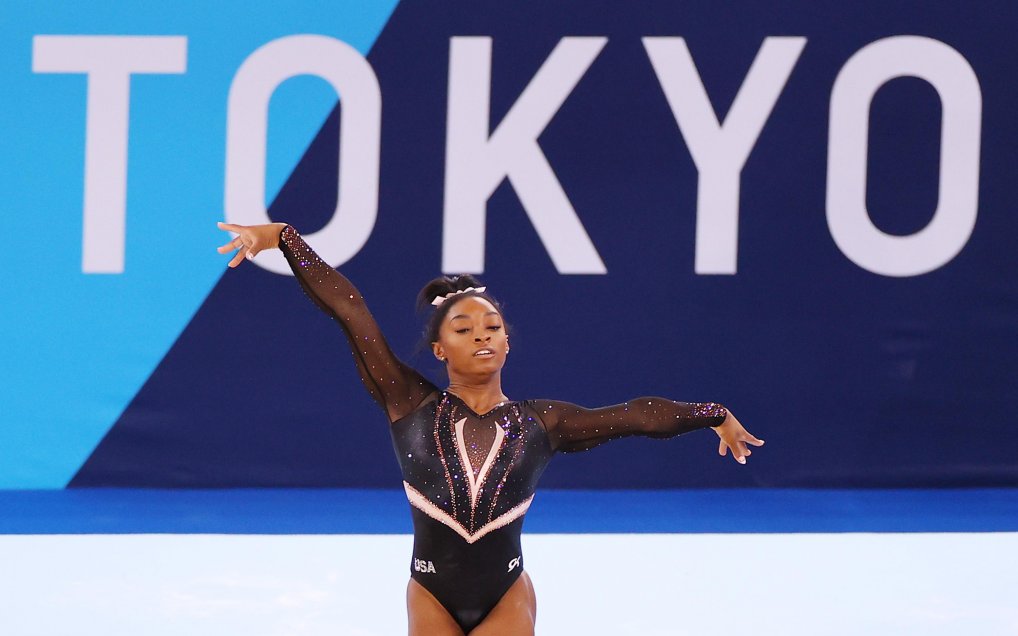 Simone Biles acaparó las miradas con su rutina de entrenamiento en los Juegos Olímpicos