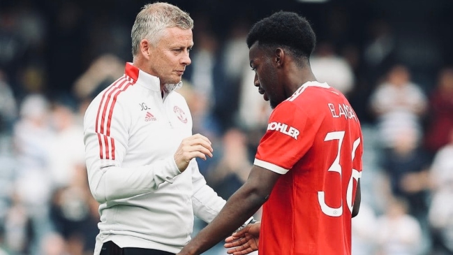 Manchester United fue víctima de una contundente derrota ante QPR en amistoso