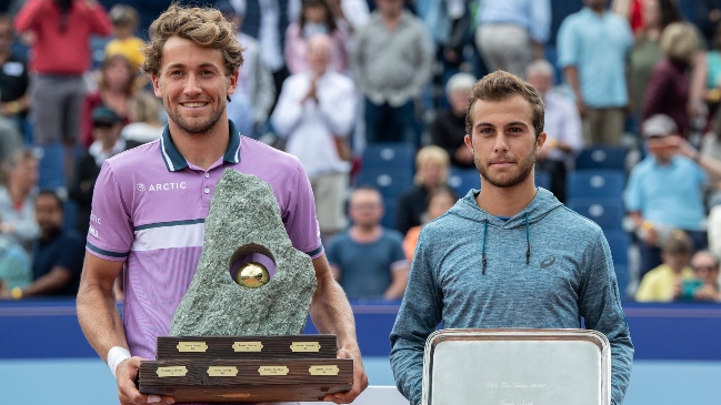 Casper Ruud logró su tercer título de la temporada en Gstaad tras batir a Hugo Gaston