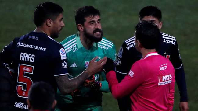 Gustavo Ahumada consignó fuertes insultos de De Paul al cuarto árbitro tras su expulsión ante Curicó