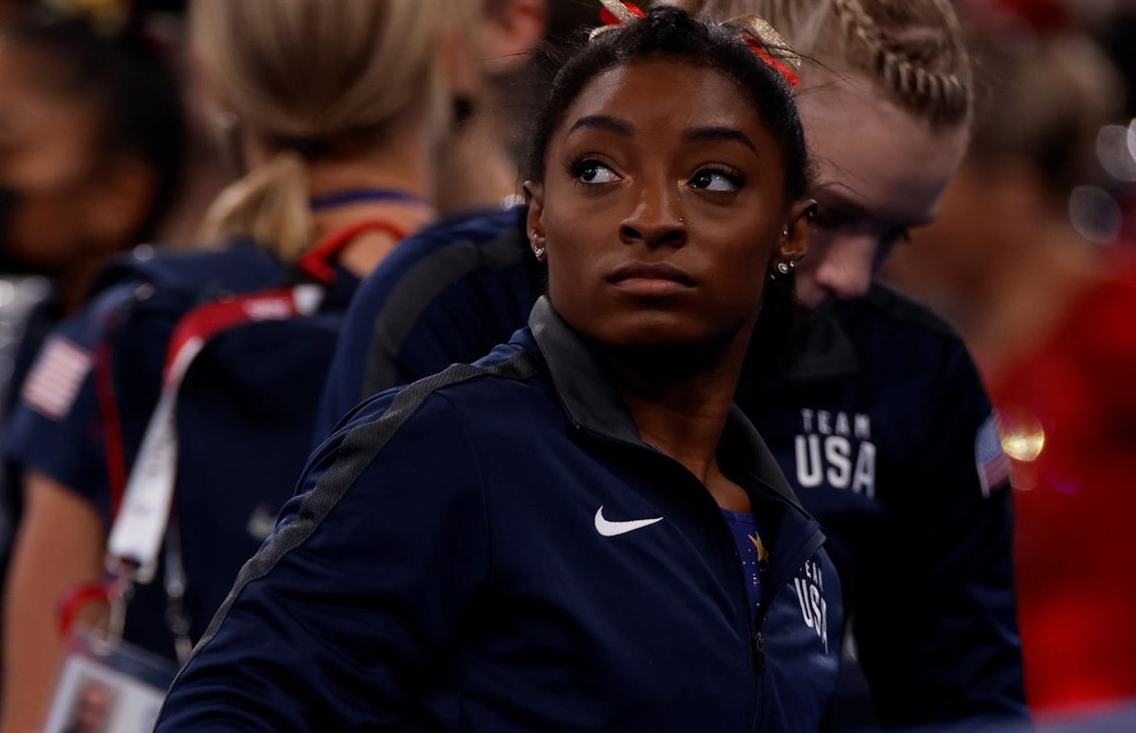 Locutor ultraconservador atacó a Simone Biles: “Eres débil, una vergüenza para el país”