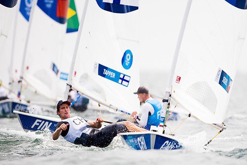 Clemente Seguel mantuvo el lugar 19 en la vela láser y se aleja de la final por medalla