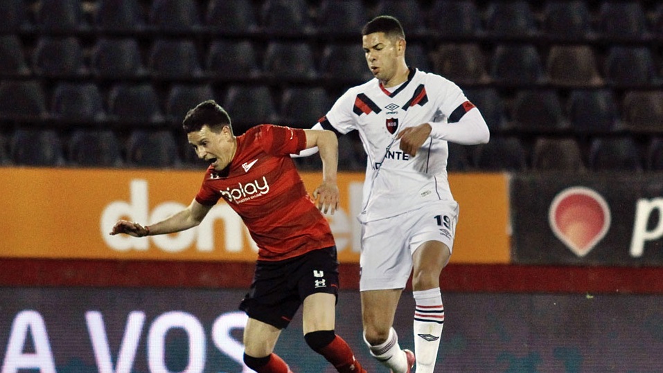 Newell’s derribó a Estudiantes y se metió a la pelea en el liga argentina