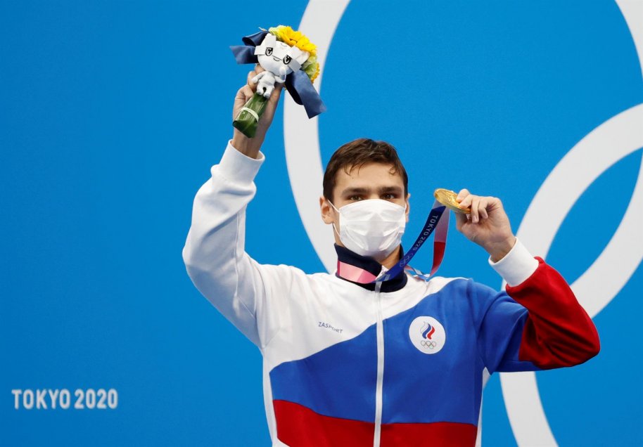 Evgeny Rylov ganó su segundo oro en Tokio 2020 con récord olímpico los 200 metros espalda