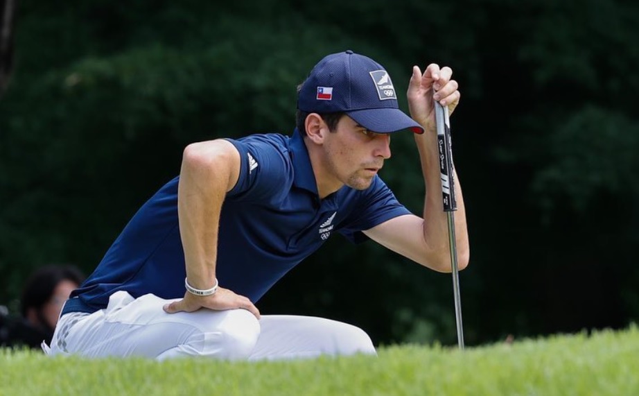 Clima adverso interrumpió juego de Joaquín Niemann en la segunda jornada del golf olímpico