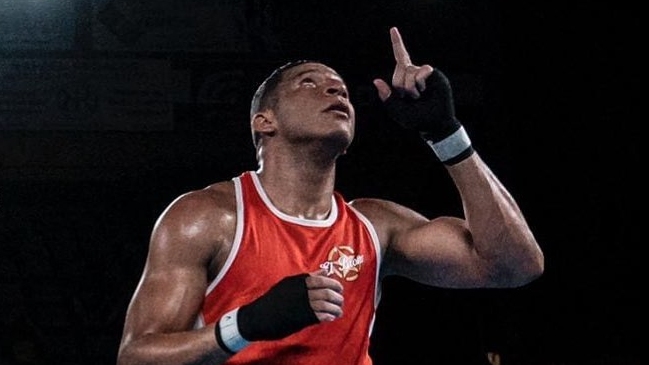 Boxeador español acusó que fue perjudicado por “temas políticos” ante rival cubano