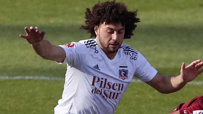 Representante aseguró que Gustavo Quinteros aprobó fichaje de Maxi Falcón en Peñarol