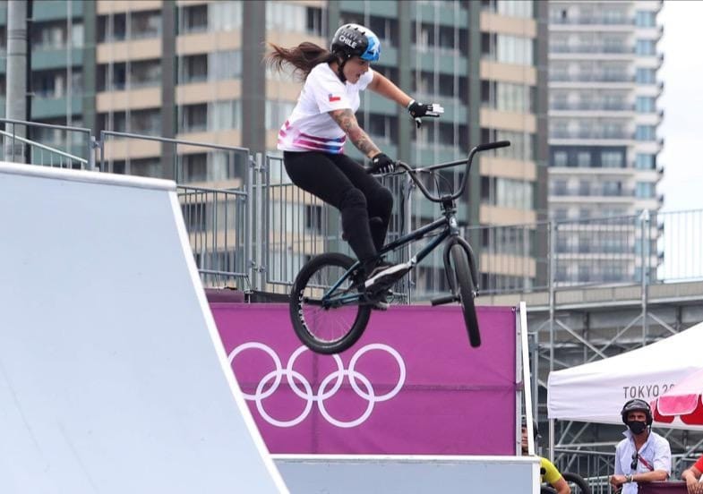 Macarena Pérez hizo historia al ser la primera ciclista BMX en competir en Juegos Olímpicos