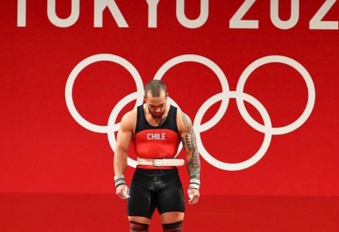 Arley Méndez anunció su retiro y explicó consumo de marihuana: No doy más, sufro con mucho dolor