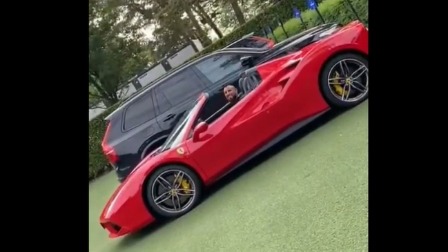 “¡Buena, King!”: El paparazzeo de Alexis a la festiva actitud “sabatina” de Arturo Vidal