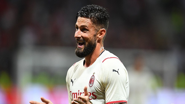 Olivier Giroud se estrenó con un gol en empate de AC Milan ante Niza