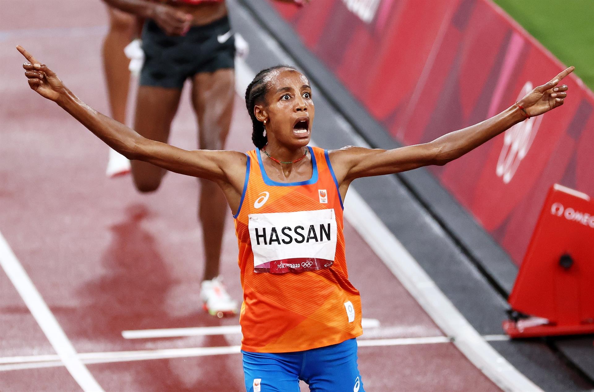 Sifan Hassan ganó en los 5.000 metros el primer oro de los tres que persigue en Tokio 2020