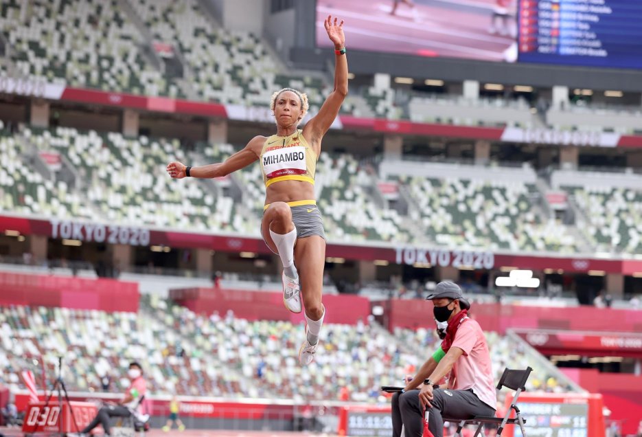Malaika Mihambo se coronó campeona olímpica con un salto de siete metros en Tokio 2020