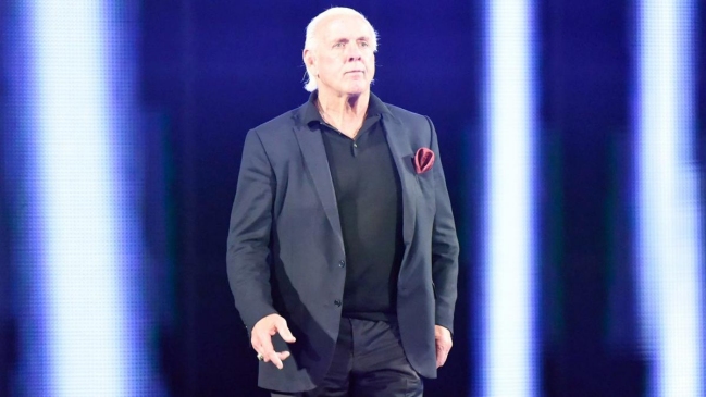 WWE anunció la salida del legendario Ric Flair, miembro del Salón de la Fama