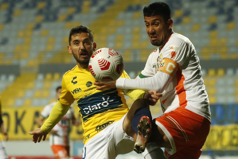 Everton batió a Cobresal con Cecilio Waterman como figura y sumó 13 partidos sin derrotas