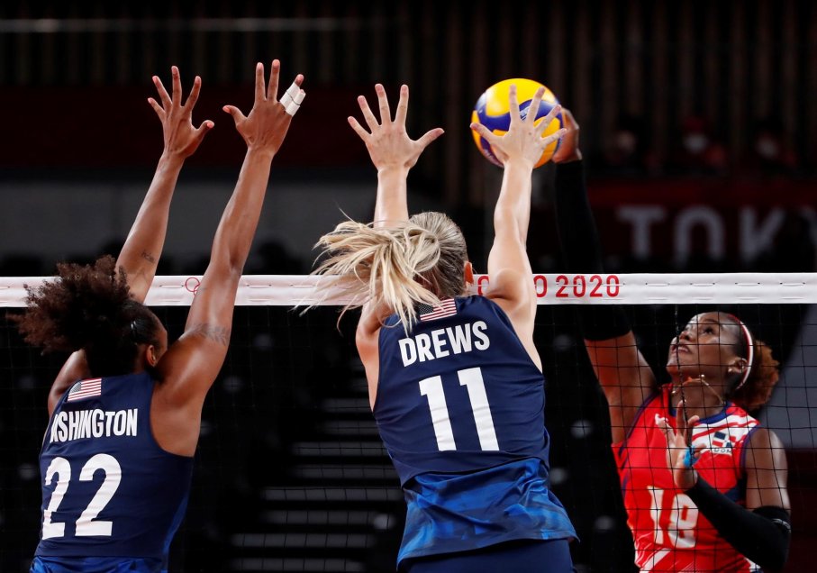 Estados Unidos terminó con el sueño de República Dominicana y avanzó a semifinales en el vóleibol femenino