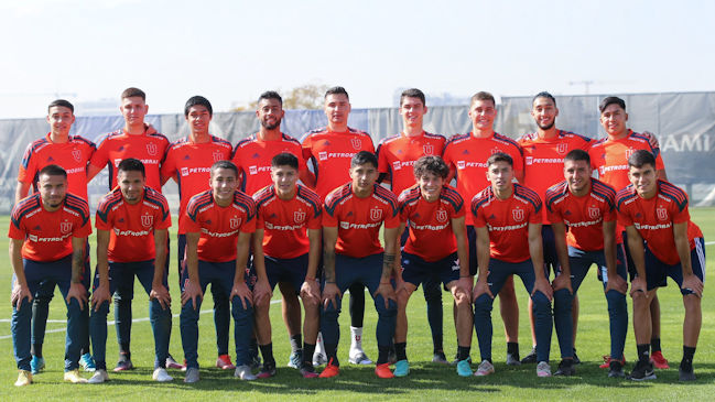 Universidad de Chile destacó a los 18 canteranos que entrenan en el primer equipo