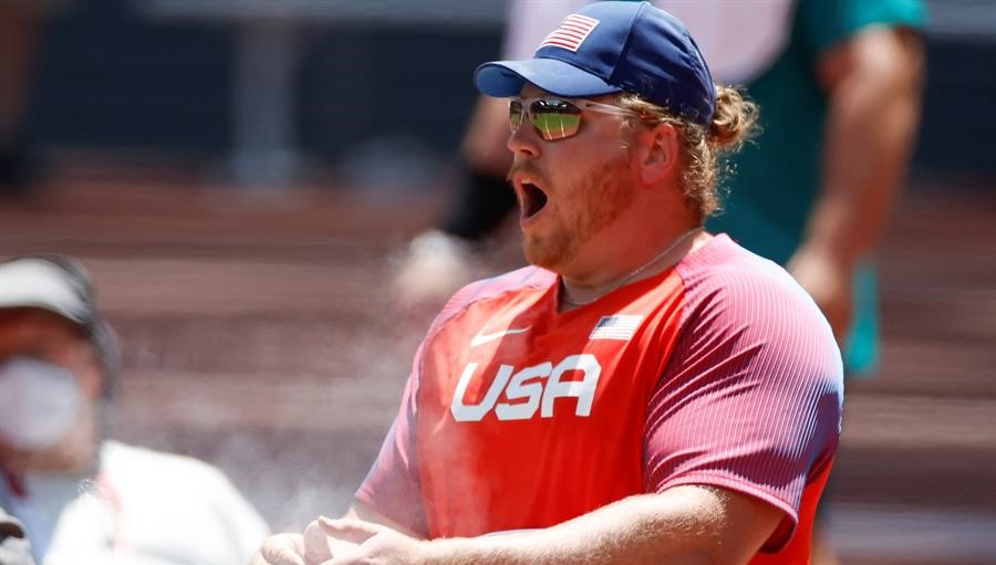 El estadounidense Ryan Crouser estableció nuevo récord olímpico y ganó el oro en lanzamiento de la bala