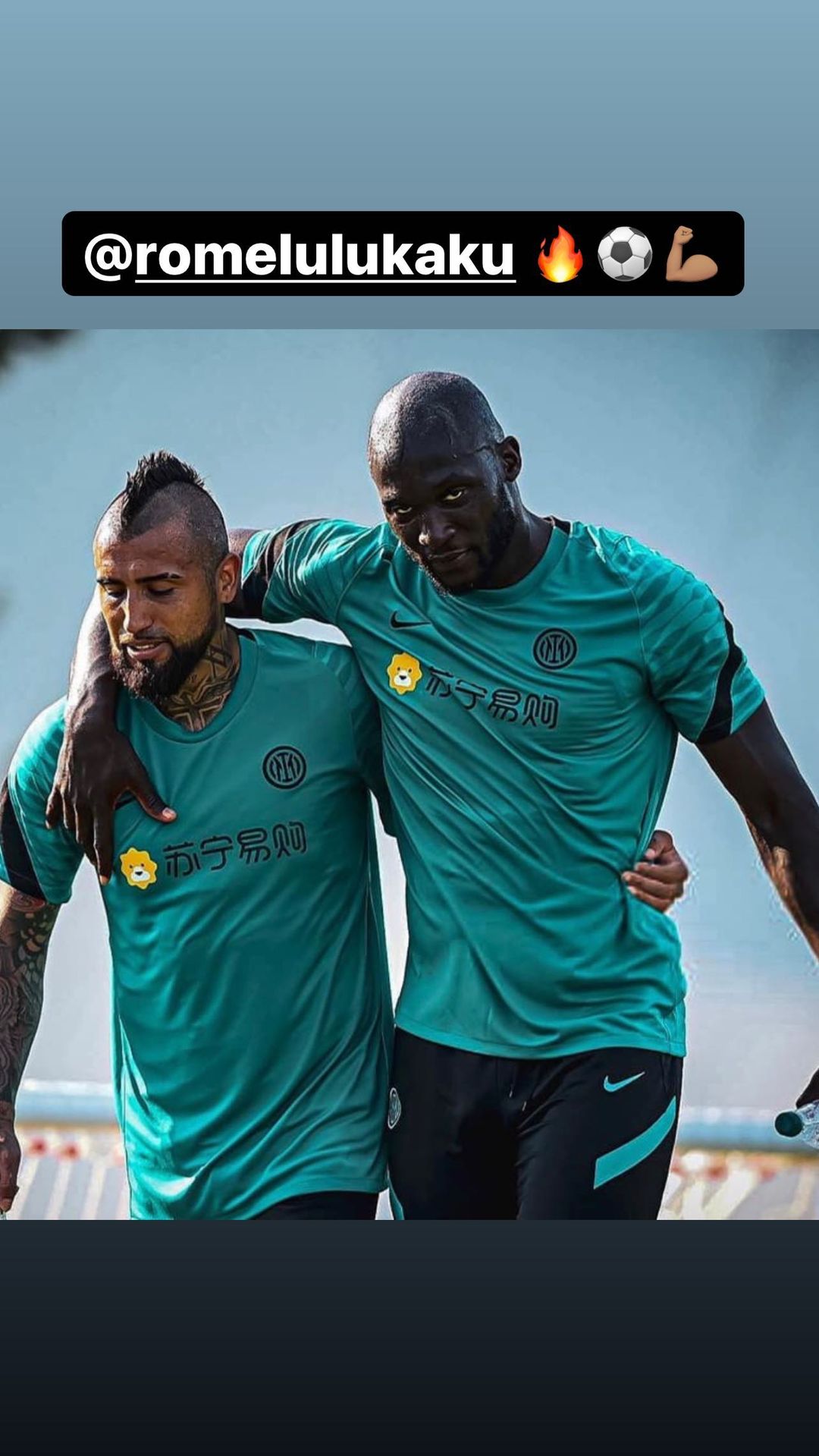 Dupla temible: Vidal compartió imagen junto a Lukaku entre especulaciones de su salida de Inter