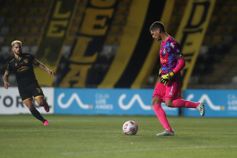 La maciza victoria de Coquimbo Unido ante Fernández Vial en cuartos de la Copa Chile