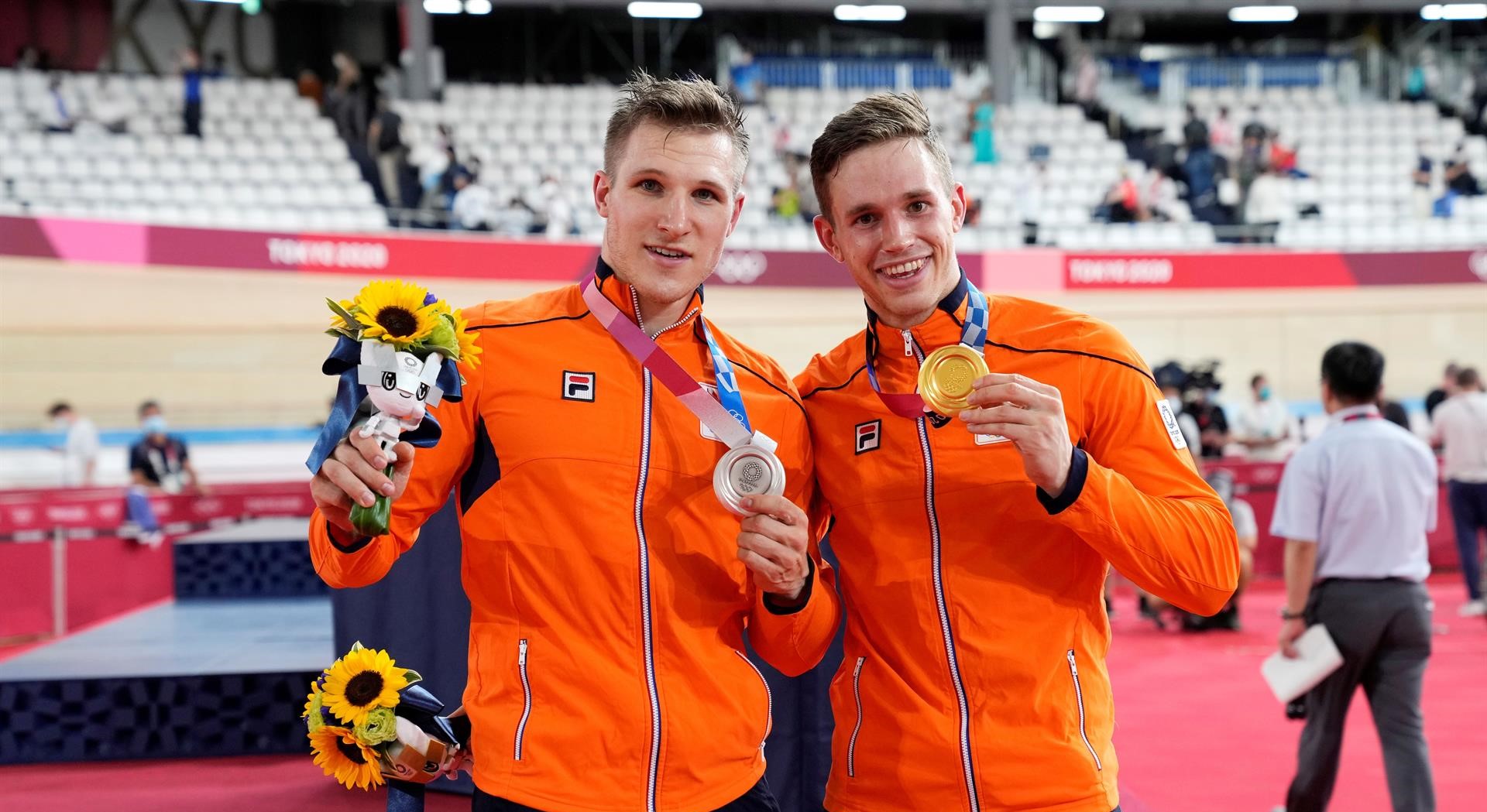 Países Bajos logró doblete de oro y plata en la prueba de sprint masculino en Tokio 2020