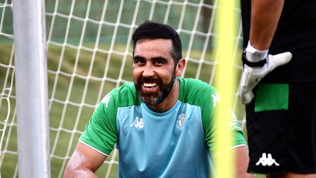 Claudio Bravo y su próxima temporada en Real Betis: “La mayor competencia es conmigo mismo”