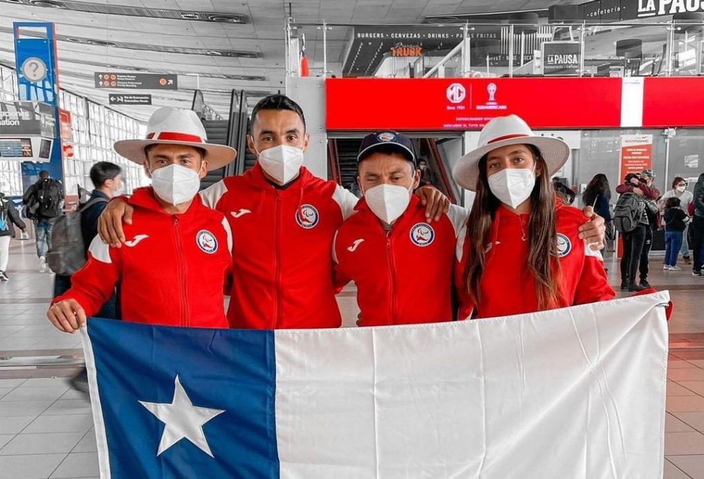 El Team ParaChile viajó a Tokio: 18 deportistas ya dejaron Chile para los Juegos Paralímpicos