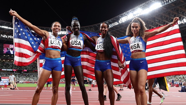 Estados Unidos demostró favoritismo y arrasó en los relevos 4×400 metros femenino de Tokio