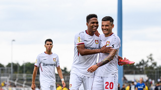 Charles Aránguiz participó en clasificación de Bayer Leverkusen en la Copa de Alemania